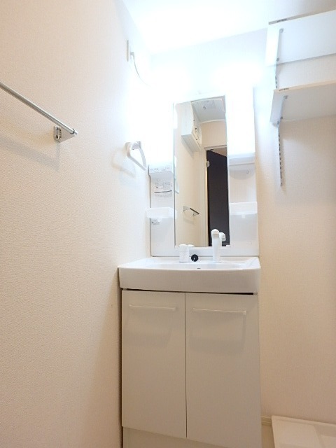 ��ʌ��������܎s�����攪���q�Q���ڂ̃A�p�[�g�̐��ʏ�