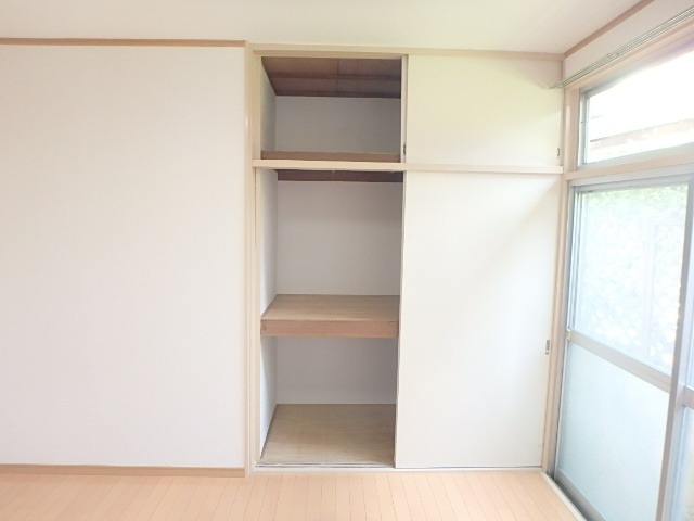 ��ʌ��u�؎s�K���P���ڂ̃A�p�[�g�̎��[