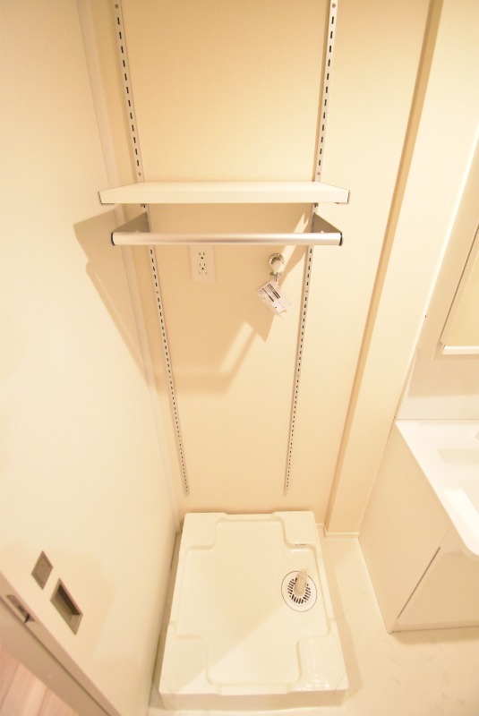 ��ʌ��������܎s�Y�a��̉ƂP���ڂ̃}���V�����̂��̑������E�X�y�[�X