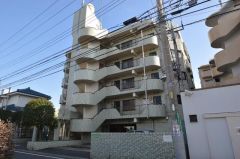 ��ʌ�����s�k����Q���ڂ̃}���V�����̌����O��