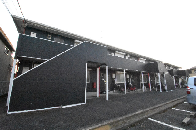 ��ʌ��@�c�s�@�c�T����126�̃A�p�[�g�̌����O��