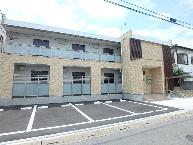 ��ʌ��������܎s�k����i���R���ڂ̃A�p�[�g�̌����O��