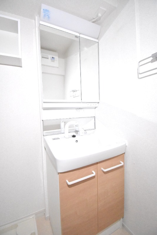 ��ʌ��������܎s�΋挴�R�P���ڂ̃A�p�[�g�̐��ʏ�