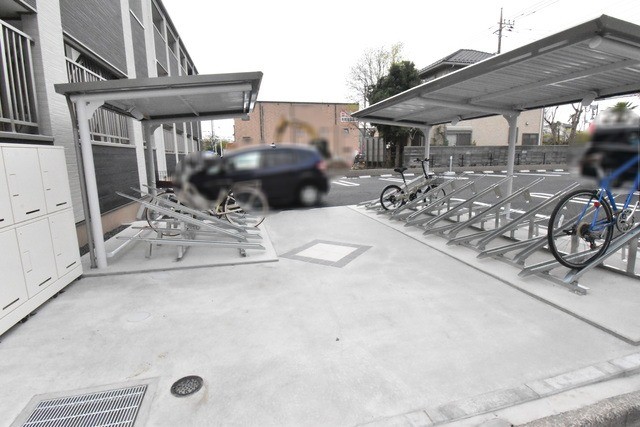 ��ʌ��������܎s�΋挴�R�P���ڂ̃A�p�[�g�̂��̑�