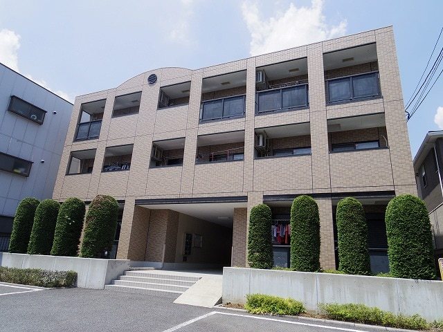 ��ʌ�����s���ԂR����33-11�̃}���V�����̌����O��