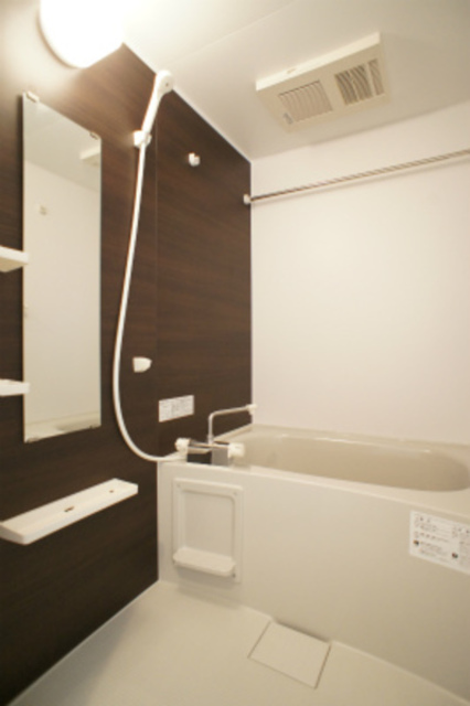 ��ʌ��������܎s���ʏ��T���ڂ̃}���V�����̃o�X