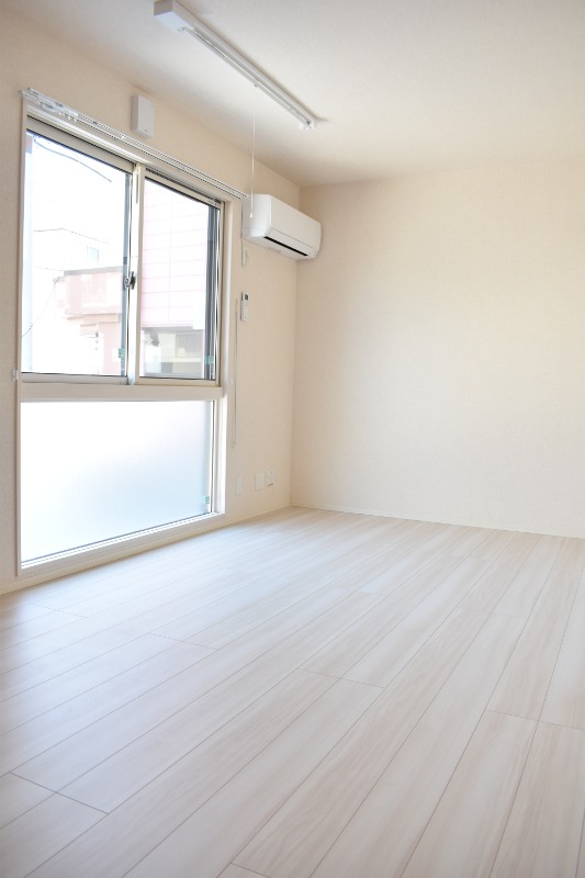 ��ʌ��������܎s��{��������P���ڂ̃A�p�[�g�̋��ԁE���r���O