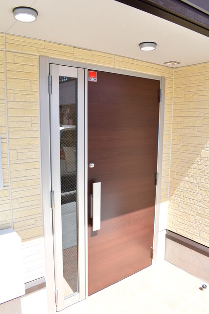 ��ʌ��������܎s��{��������P���ڂ̃A�p�[�g�̃G���g�����X