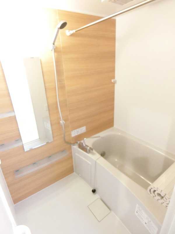 ��ʌ��������܎s�k��y�C���Q���ڂ̃A�p�[�g�̃o�X