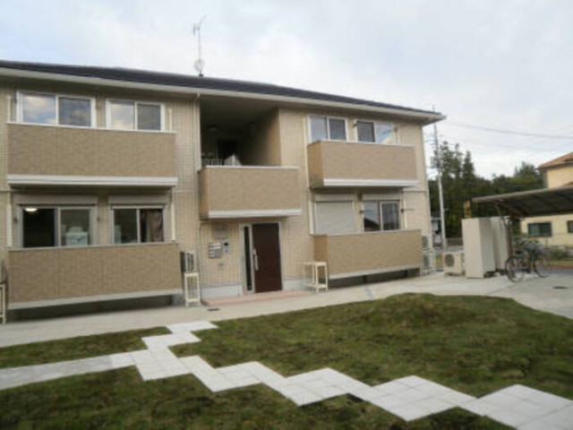 ��ʌ�����s�厚�ΐ_�̃A�p�[�g�̌����O��