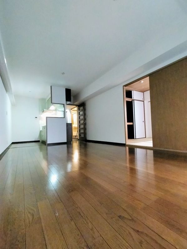 ��ʌ��������܎s�Y�a�挳���P���ڂ̃}���V�����̋��ԁE���r���O