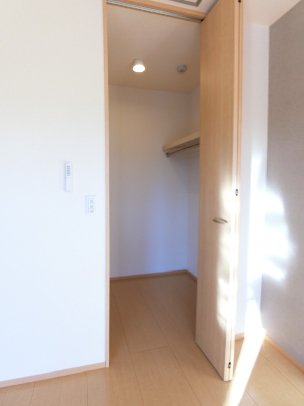 ��ʌ��������܎s�k��y�C���Q���ڂ̃A�p�[�g�̎��[