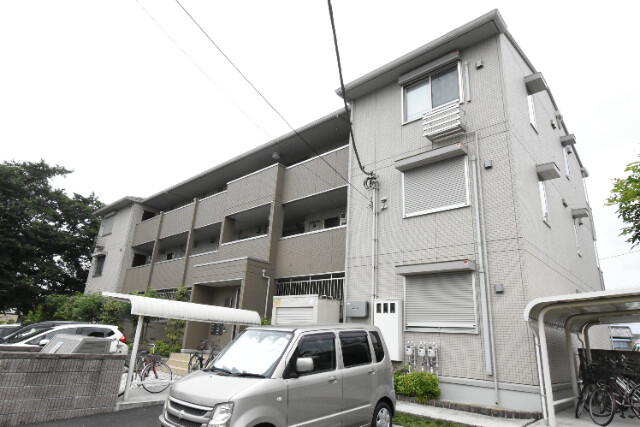 ��ʌ��������܎s�k��y�C���Q���ڂ̃A�p�[�g�̃G���g�����X