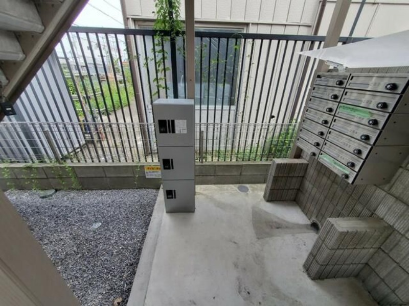 ��ʌ��t�����s�l��˂P���ڂ̃A�p�[�g�̂��̑�