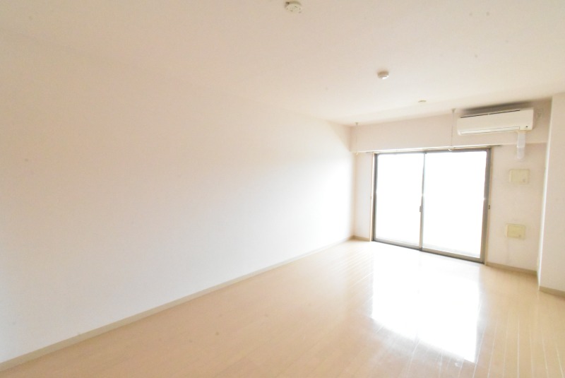 ��ʌ��������܎s�΋�����S���ڂ̃}���V�����̋��ԁE���r���O