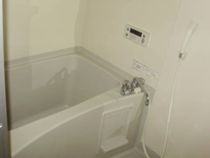 ��ʌ��z�J�s���������P���ڂ̃A�p�[�g�̃o�X