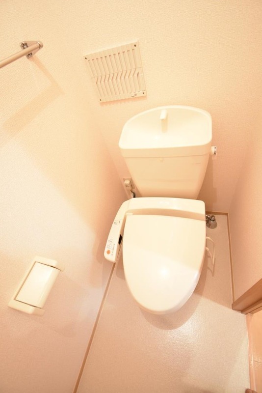 ��ʌ��������܎s������{�����Q���ڂ̃A�p�[�g�̃g�C��