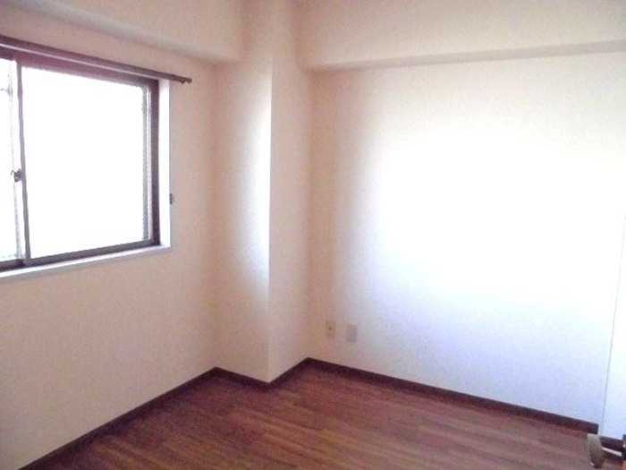 ��ʌ��������܎s�΋擌�Y�a�Q���ڂ̃}���V�����̋��ԁE���r���O