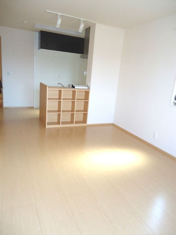 ��ʌ��������܎s�������a�c���P���ڂ̃A�p�[�g�̋��ԁE���r���O