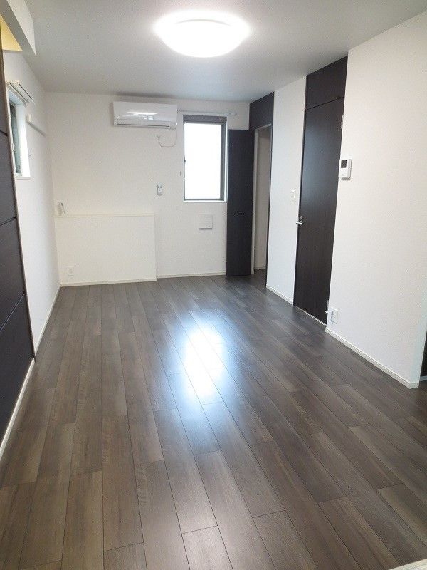 ��ʌ��������܎s��΋�z�K�R���ڂ̃A�p�[�g�̋��ԁE���r���O