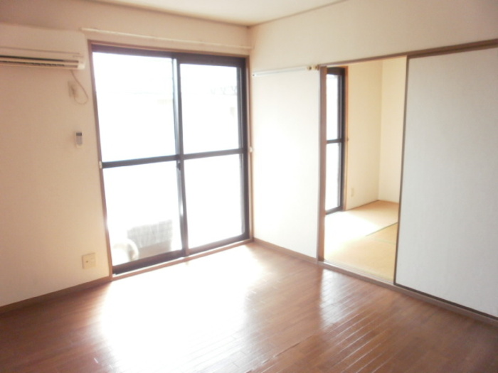 ��ʌ��������܎s������厚�쒆�ۂ̃A�p�[�g�̂��̑������E�X�y�[�X