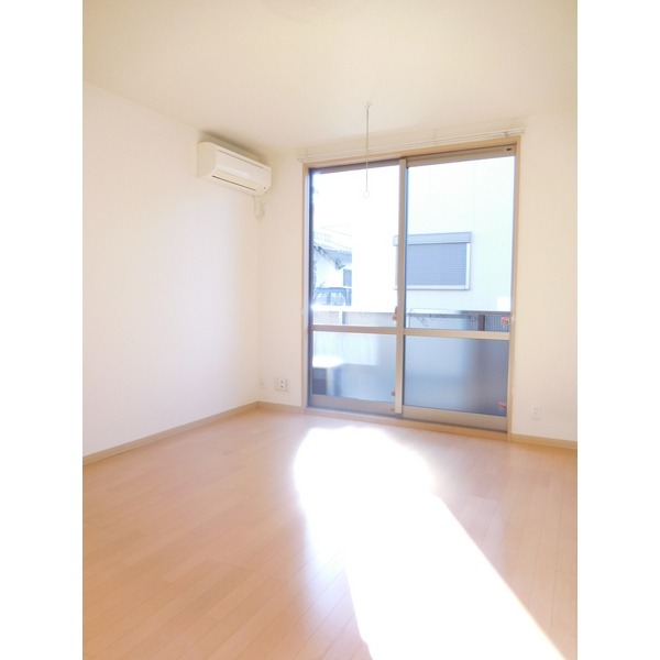 ��ʌ��z�J�s�k�z�J�Q���ڂ̃A�p�[�g�̂��̑��ݔ�