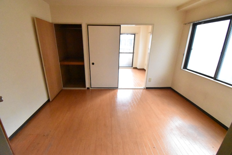 ��ʌ�����s���،����̃}���V�����̋��ԁE���r���O