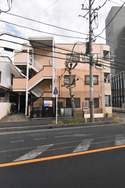 ��ʌ�����s���،����̃}���V�����̌����O��