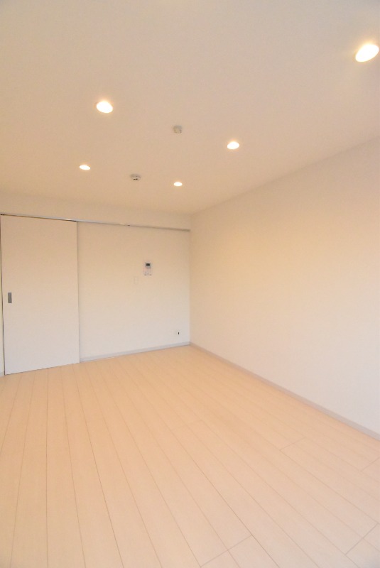 ��ʌ������s�����T���ڂ̃}���V�����̂��̑������E�X�y�[�X