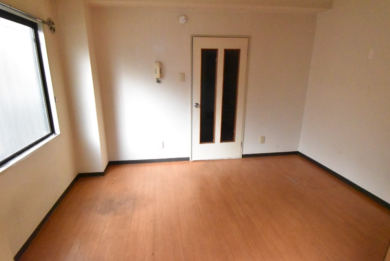 ��ʌ�����s���،����̃}���V�����̂��̑������E�X�y�[�X