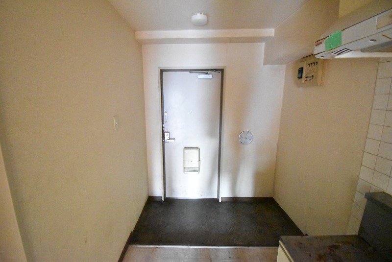 ��ʌ�����s���،����̃}���V�����̌���