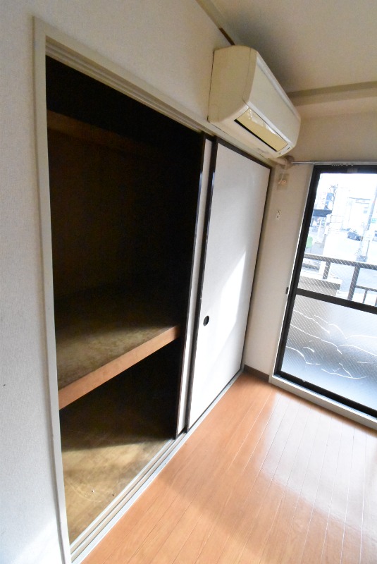 ��ʌ�����s���،����̃}���V�����̎��[