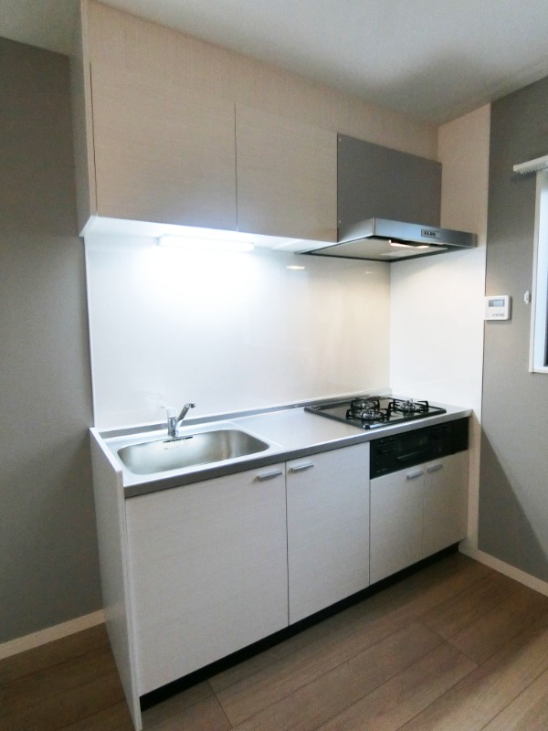 ��ʌ�����s�����Q���ڂ̃e���X�n�E�X�̂��̑������E�X�y�[�X