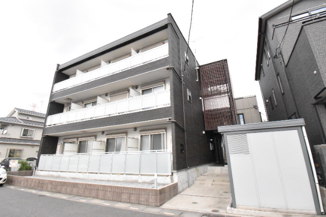 ��ʌ�����s�厚���̃}���V�����̃G���g�����X