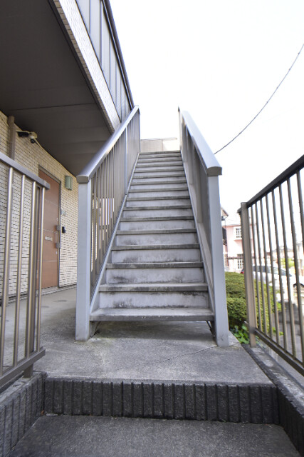 ��ʌ��������܎s��΋擌���P���ڂ̃A�p�[�g�̃G���g�����X