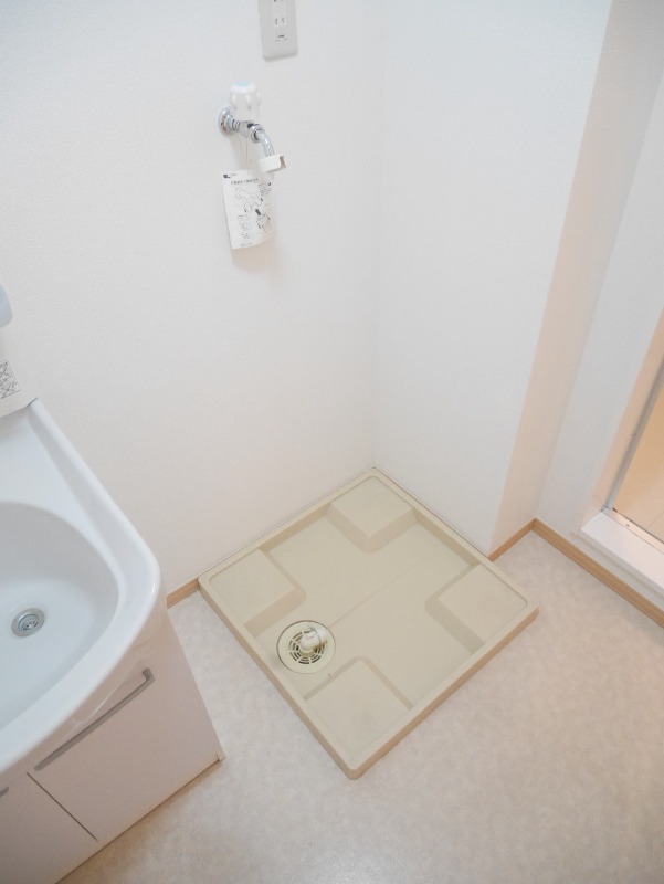 ��ʌ��k�����S�ɓޒ��厚�����̃A�p�[�g�̂��̑�