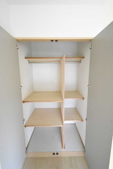 ��ʌ��k�����S�ɓޒ������T���ڂ̃}���V�����̎��[