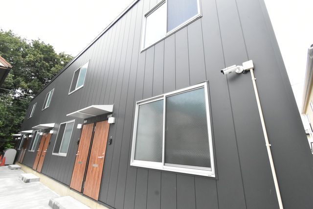 ��ʌ��������܎s����厚�w��2494-3�̃A�p�[�g�̌����O��