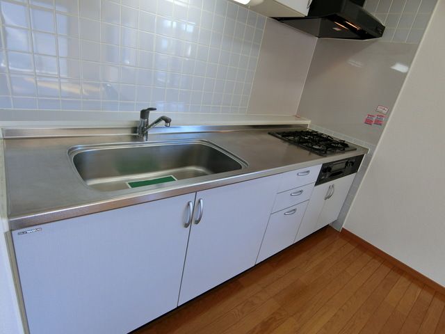 ��ʌ��������܎s�k�擌�听���P���ڂ̃}���V�����̃L�b�`��