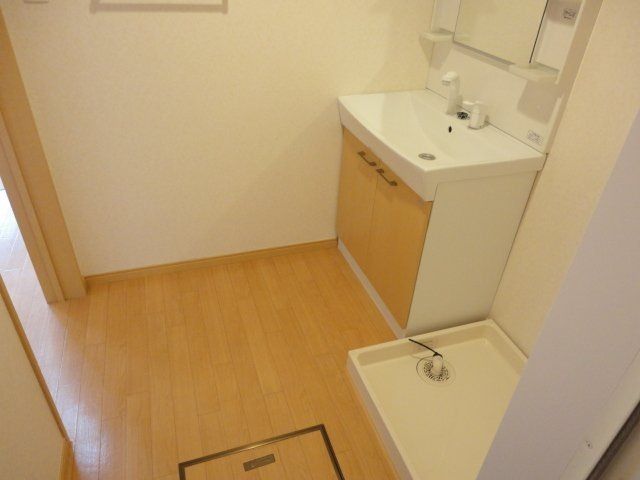 ��ʌ��������܎s������厚��J�̃A�p�[�g�̂��̑�