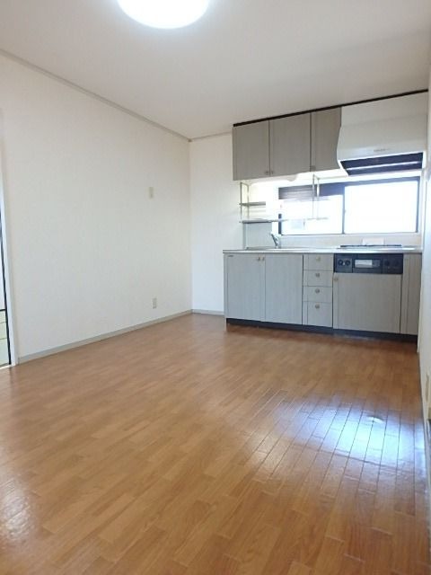 ��ʌ��������܎s�������a�c���P���ڂ̃A�p�[�g�̋��ԁE���r���O