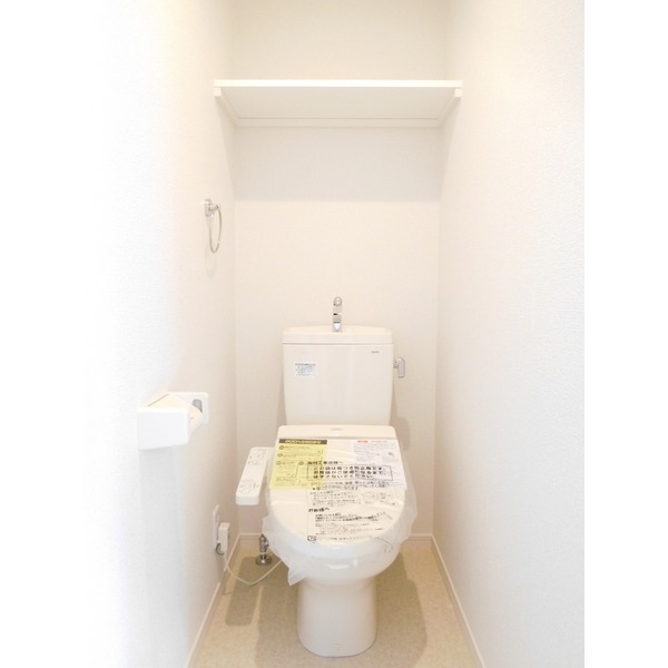 ��ʌ�����s�����J�{���Q���ڂ̃A�p�[�g�̃g�C��