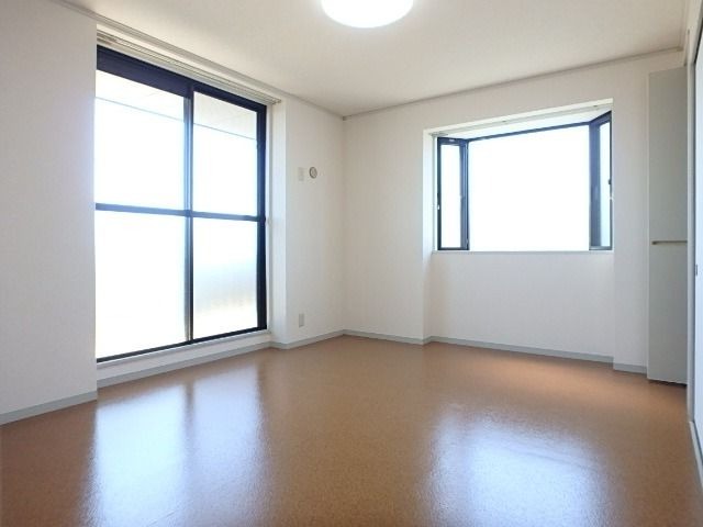 ��ʌ��������܎s�������a�c���P���ڂ̃A�p�[�g�̂��̑������E�X�y�[�X