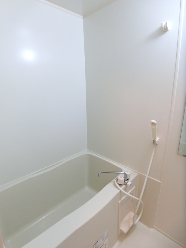 ��ʌ��z�J�s�ԎR���R���ڂ̃A�p�[�g�̃o�X