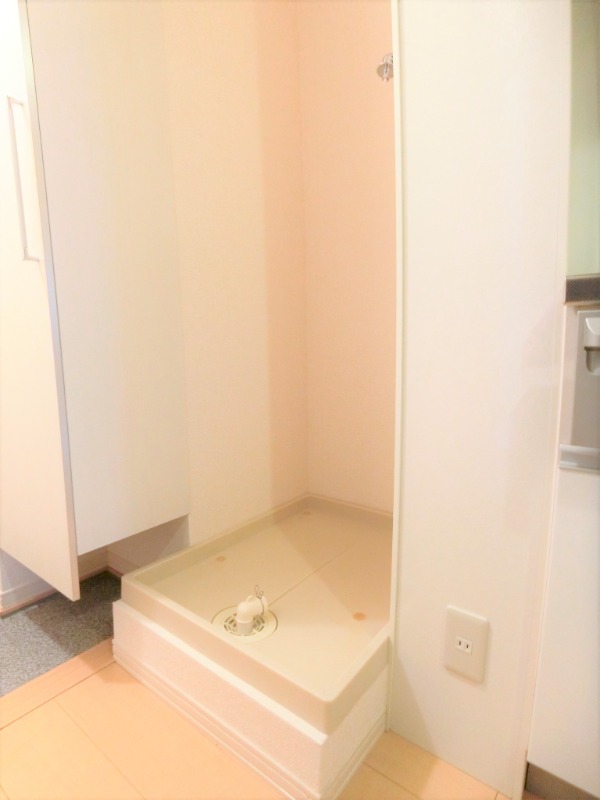 ��ʌ��z�J�s�ԎR���R���ڂ̃A�p�[�g�̂��̑�