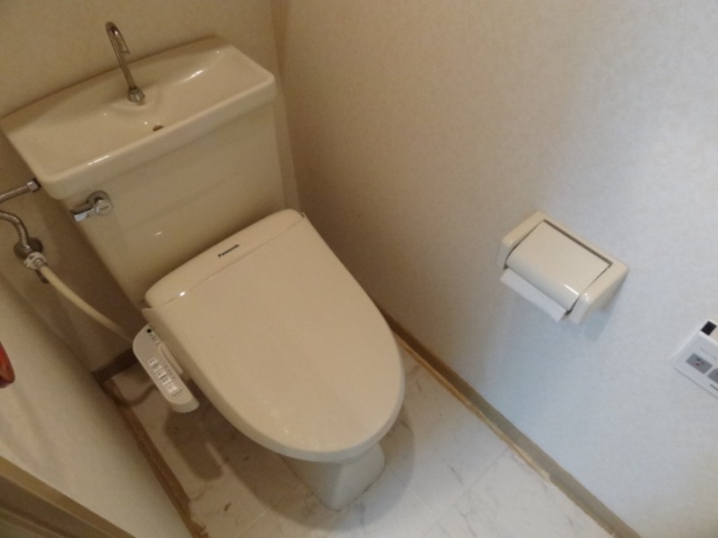 ��ʌ��������܎s��{�擌���Q���ڂ̃}���V�����̃g�C��