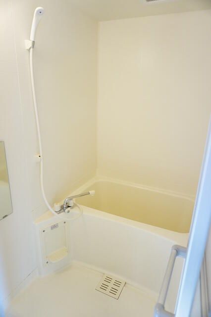 ��ʌ�����s�≺���R���ڂ̃}���V�����̃o�X