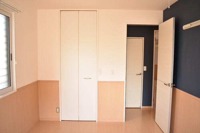 ��ʌ��������܎s�k��{�����̃A�p�[�g�̂��̑������E�X�y�[�X