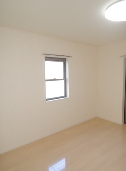 ��ʌ��������܎s�Y�a��O�n�Q���ڂ̃A�p�[�g�̂��̑������E�X�y�[�X