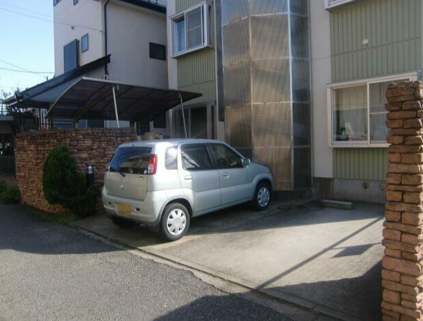 ��ʌ�����s�≺���R���ڂ̃}���V�����̃G���g�����X